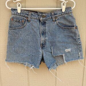 Vintage Levis 550 Shorts Womens 11 Blue Denim Light Wash Relaxed Distressed 90s
